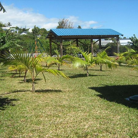 Sainte-Clotilde Les Bungalows Du Mont-Auban מראה חיצוני תמונה