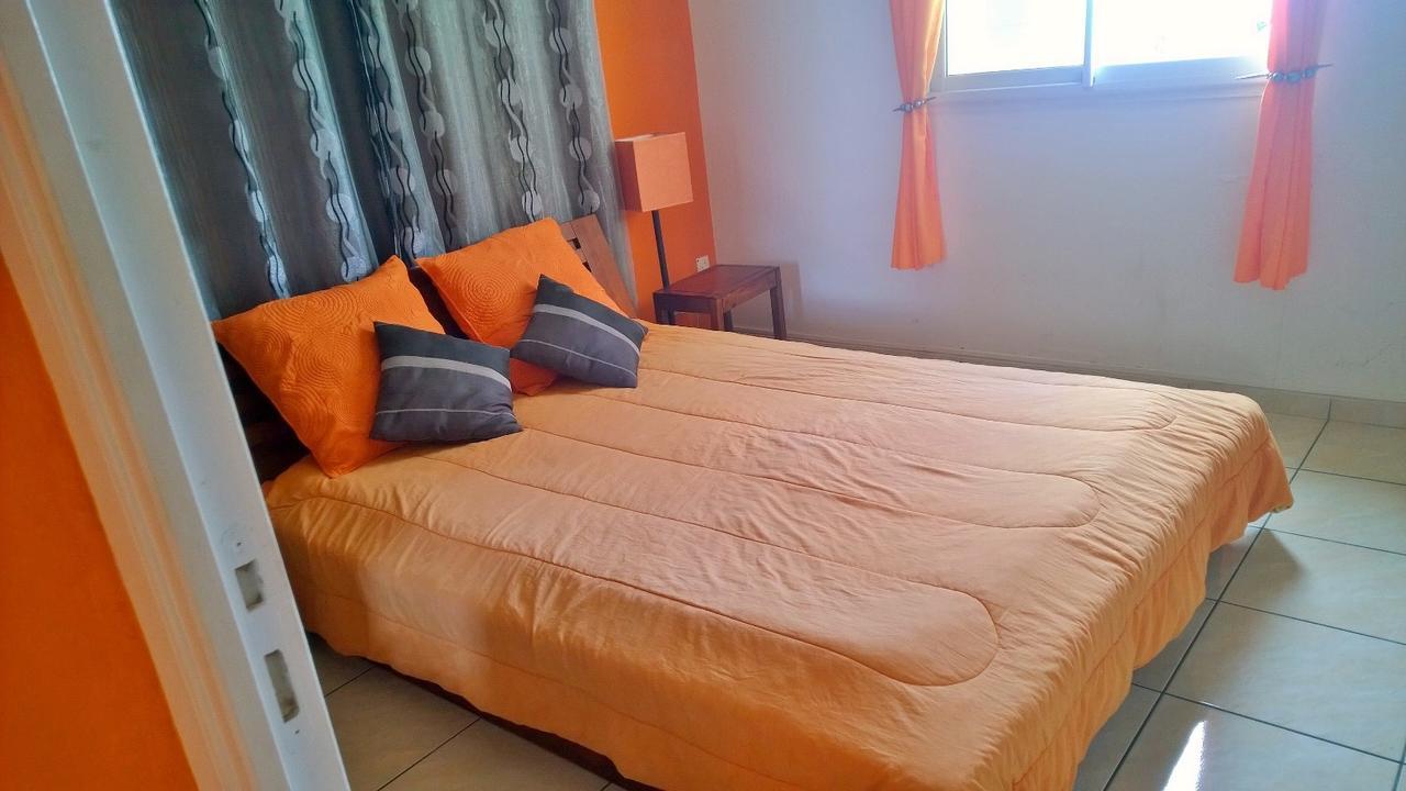 Sainte-Clotilde Les Bungalows Du Mont-Auban מראה חיצוני תמונה