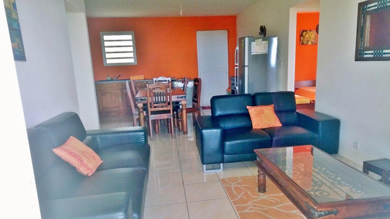 Sainte-Clotilde Les Bungalows Du Mont-Auban מראה חיצוני תמונה