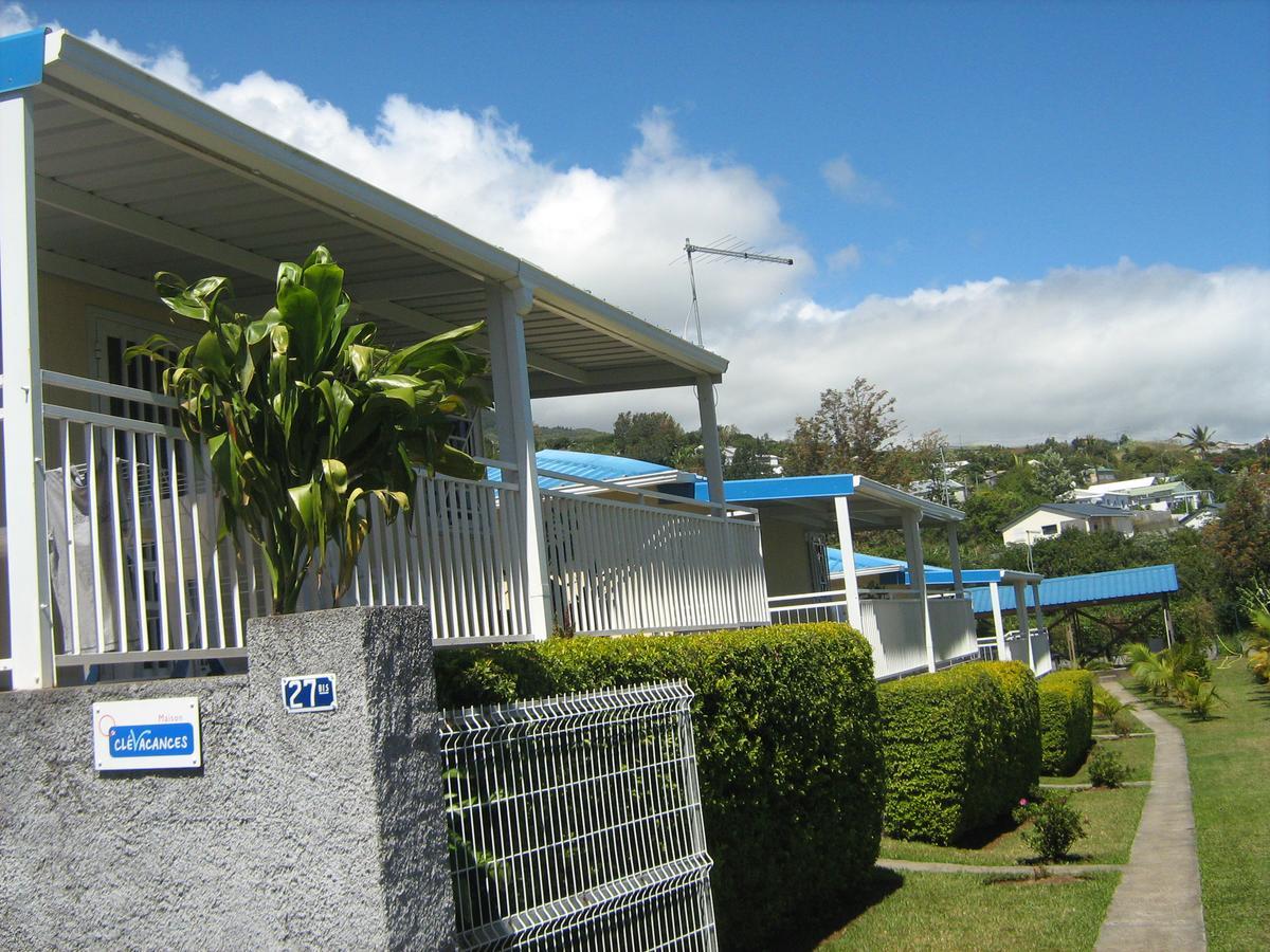 Sainte-Clotilde Les Bungalows Du Mont-Auban מראה חיצוני תמונה